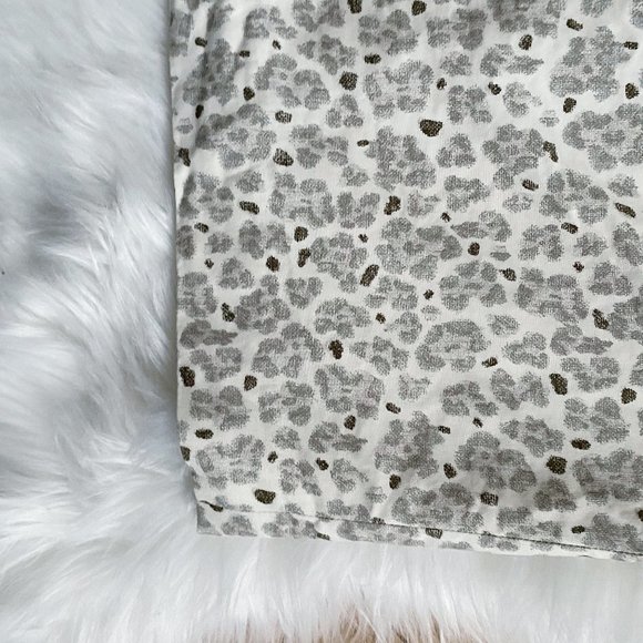 LOFT cream gray leopard print silk pencil skirt sz 6 - Picture 4 of 8